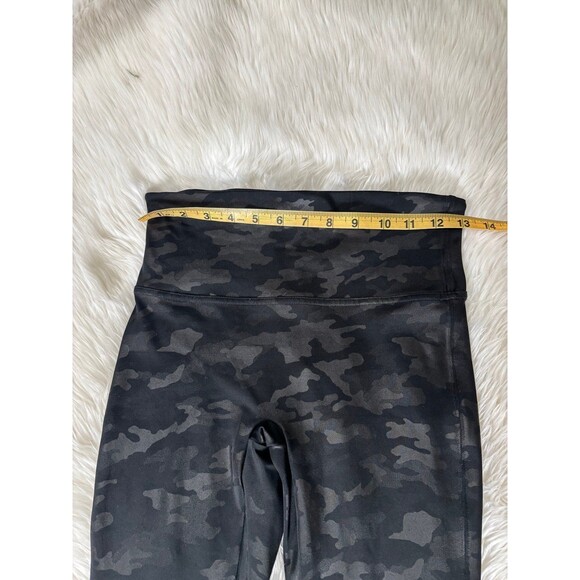 Spanx black camo leggings medium - Picture 6 of 10